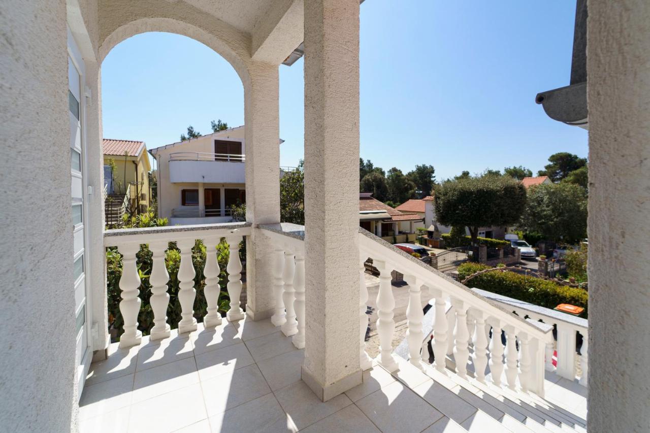 Apartment Nada Petrcane Luaran gambar