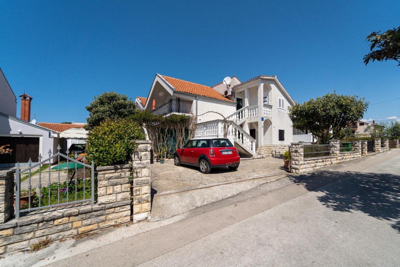 Apartment Nada Petrcane Luaran gambar
