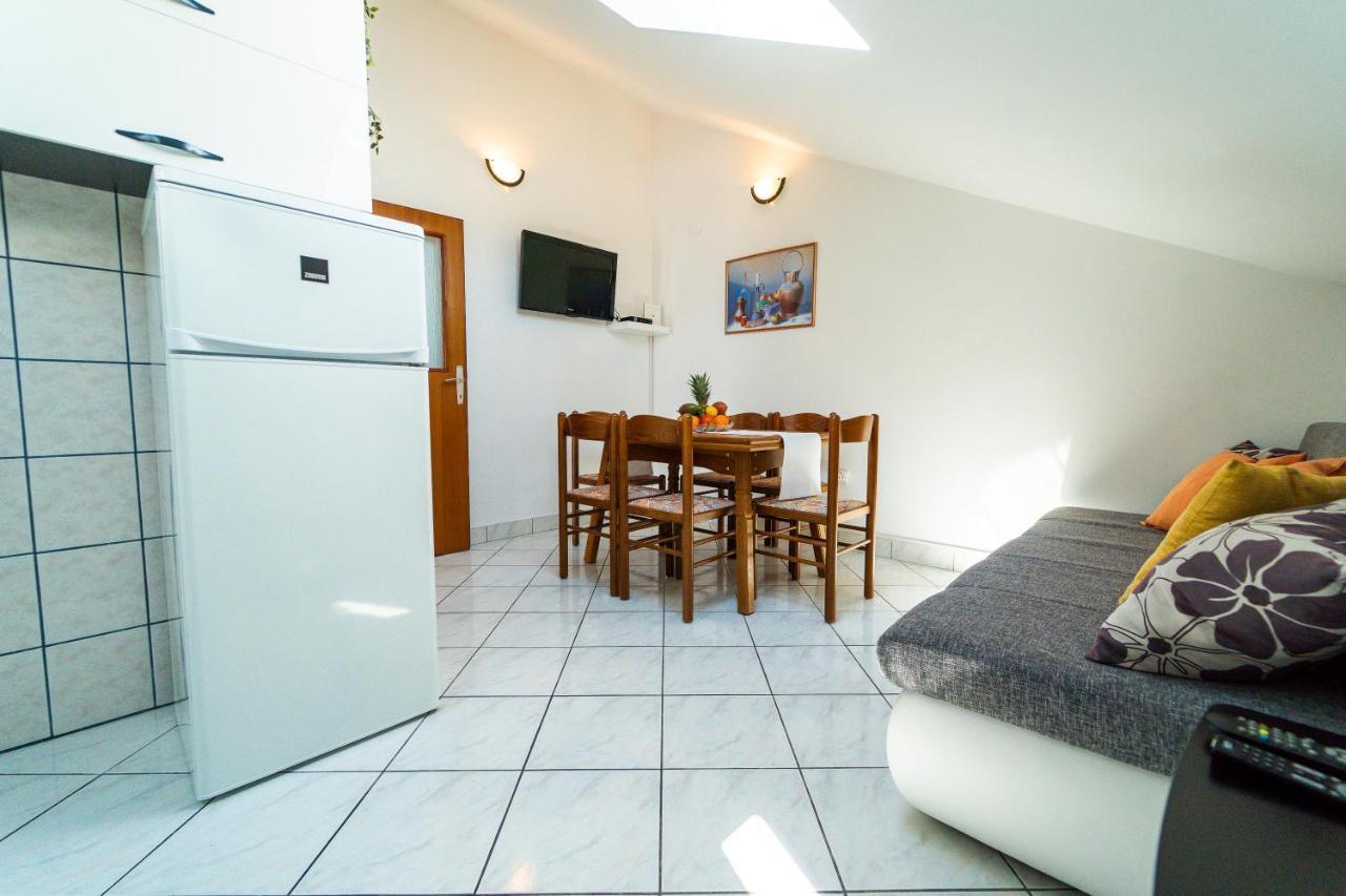 Apartment Nada Petrcane Luaran gambar